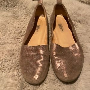 Paul Green metallic flats